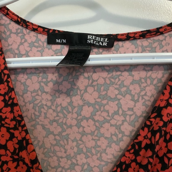 Red and black floral top - Picture 3 of 3